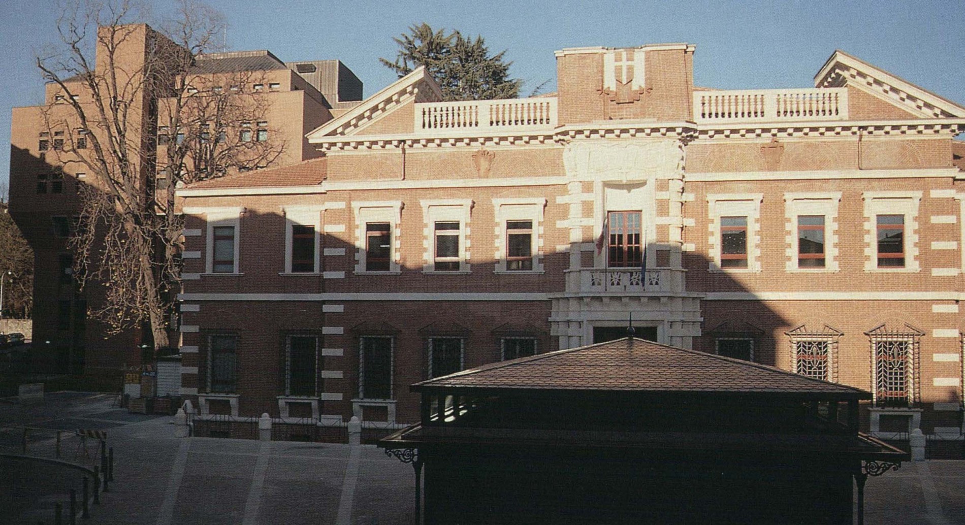 1985 2 foto varese tribunale